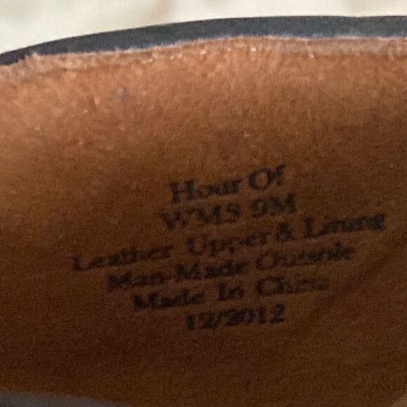 Gentle Souls Leather Peep Toe Wedge Sandals - Picture 14 of 16